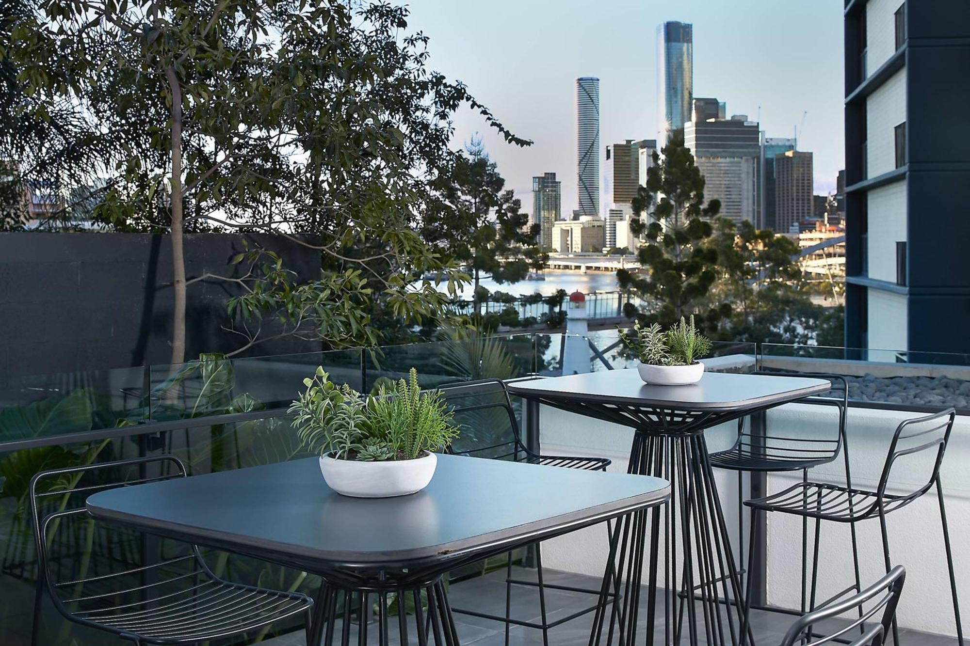 Courtyard By Marriott Brisbane South Bank Hotel Exterior photo